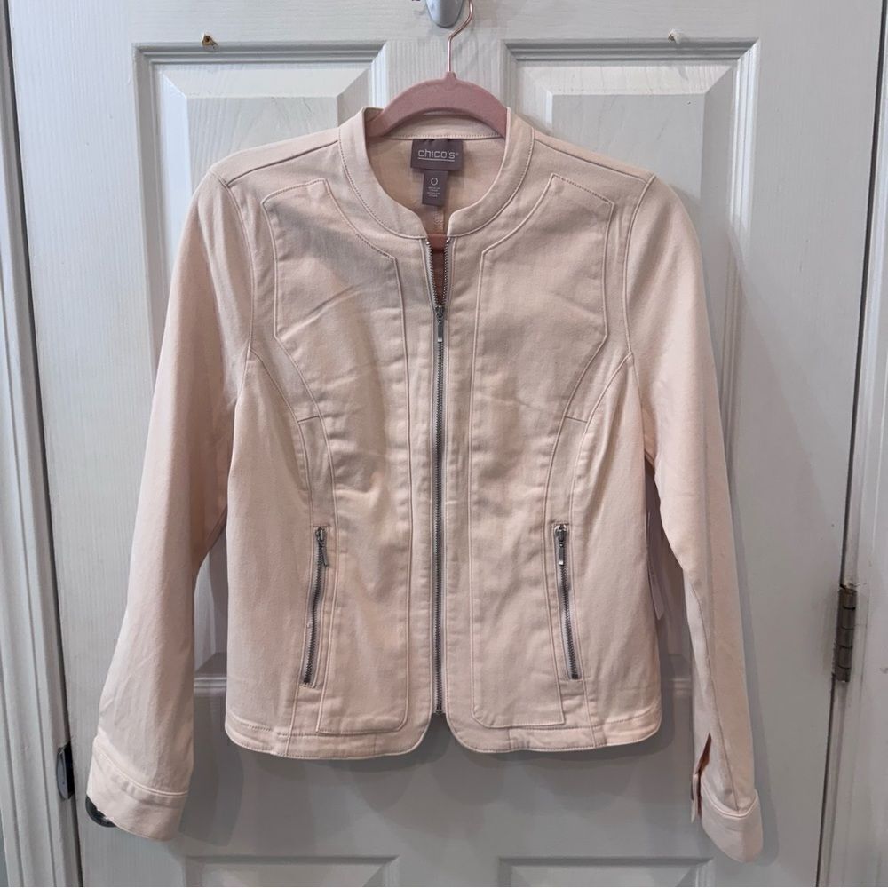 Chico’s Casual Solid Jqcket with stretch in pale pink size 2-4 US size NWT